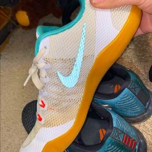 Nike Kobe 11 low summer pack